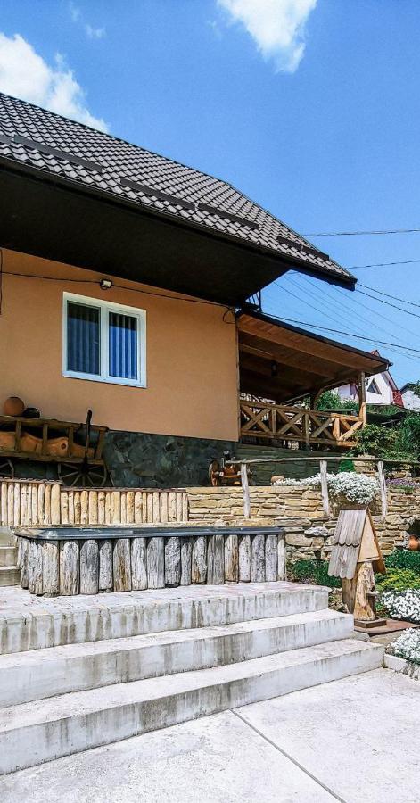 Вулик Будиночок З Двома Окремими Номерами Kamianets-Podilskyi Exterior photo